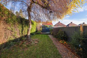 Brookbank Avenue